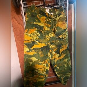 Jerome Lamar cargo pants size small